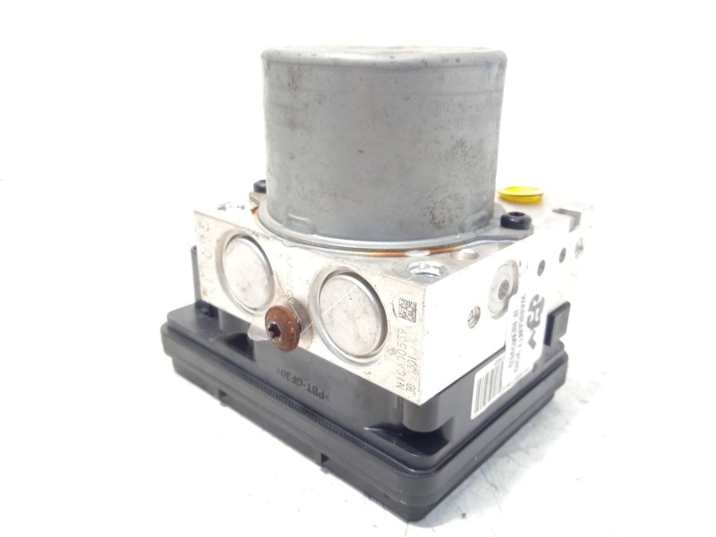 Recambio de abs para kia stonic (ybcuv) drive referencia OEM IAM 58920H8250 BE6003V107 MGH85ADBH6013V103