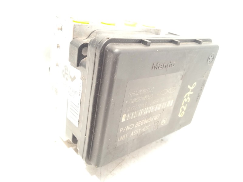 Recambio de abs para kia stonic (ybcuv) drive referencia OEM IAM 58920H8250 BE6003V107 MGH85ADBH6013V103
