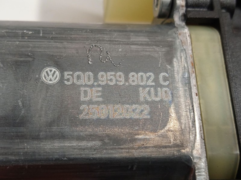 Recambio de elevalunas delantero izquierdo para volkswagen tiguan (ad1, ax1) 2.0 tdi referencia OEM IAM 5NA837461A 5Q0959802C 