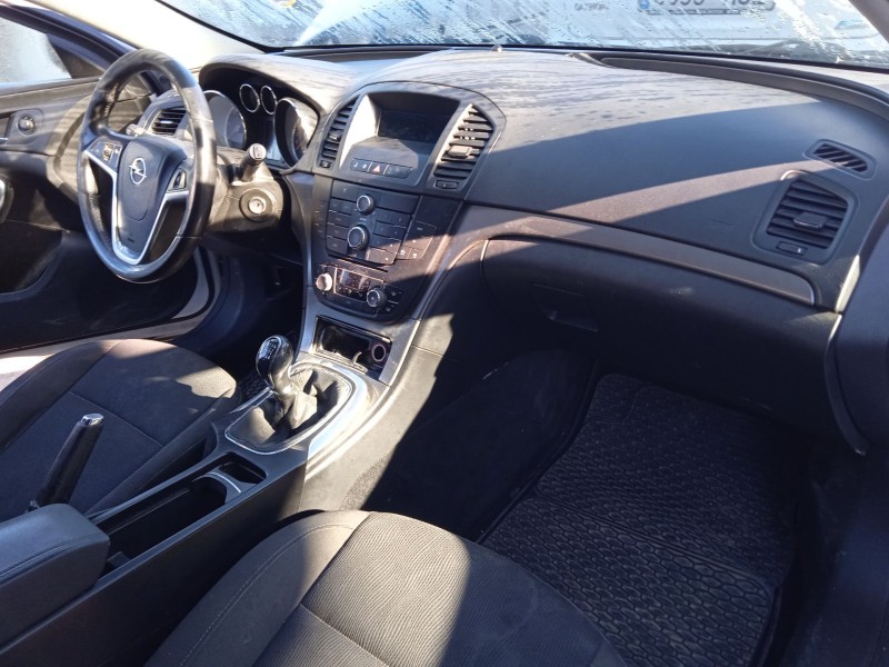 opel insignia a sports tourer (g09) del año 2010