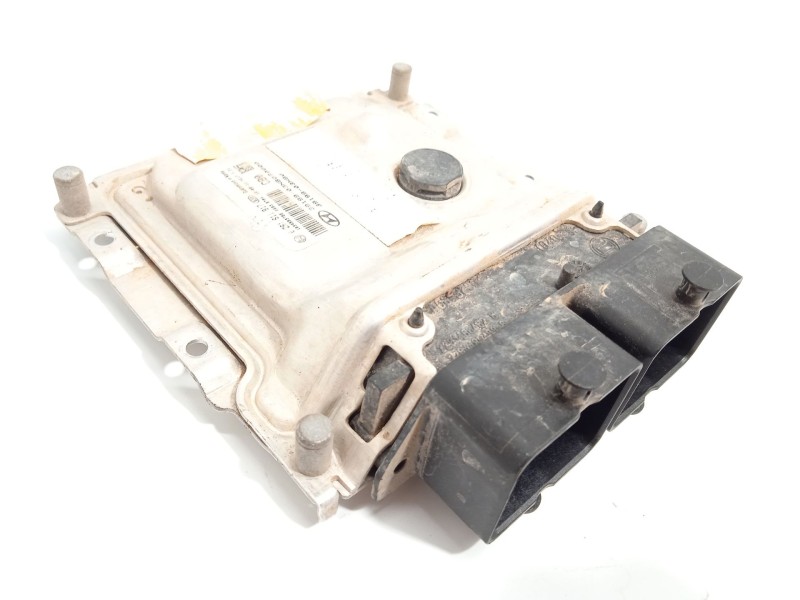 Recambio de centralita motor uce para hyundai i30 (gd) 1.4 referencia OEM IAM 3919903NB0  0261S11817