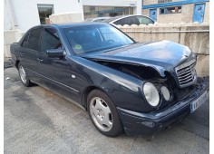 mercedes-benz clase e (w210) del año 2006