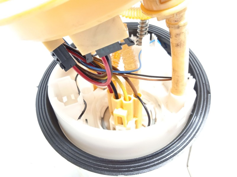 Recambio de bomba combustible para volkswagen tiguan (ad1, ax1) 2.0 tdi referencia OEM IAM 5QA919050C  A2C86856404