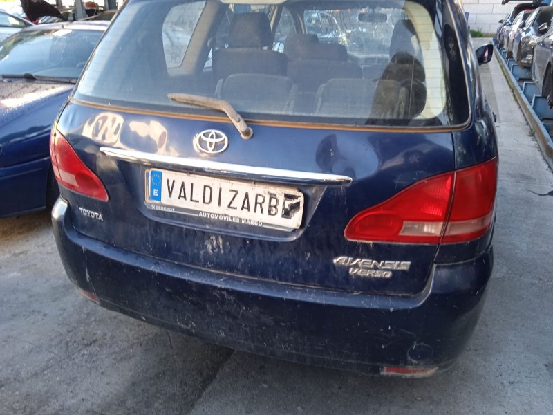 toyota ipsum (_m2_) del año 2001