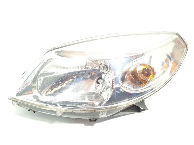 Recambio de faro izquierdo para dacia sandero 1.4 (bs0c, bs0a, bs0g, bs1f, bs0e) referencia OEM IAM 8200733878  