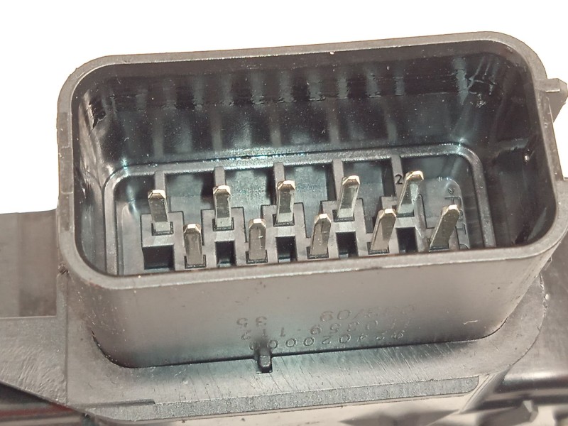 Recambio de cerradura puerta delantera derecha para volvo s80 ii (124) d5 referencia OEM IAM 31253674  