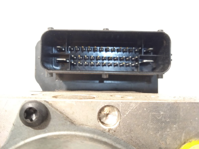 Recambio de abs para kia carens ( ) drive referencia OEM IAM 58910A4410 BE6003Q921 60BH6013Q921