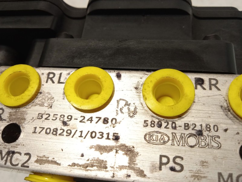 Recambio de abs para kia soul ( ) drive referencia OEM IAM 58920B2180 6158945200 B258924780