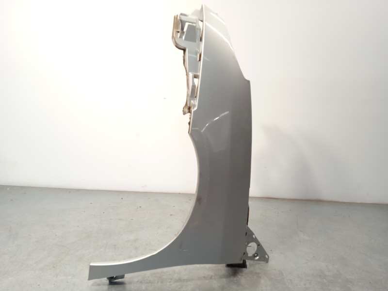 ALETA DELANTERA IZQUIERDA 7840L3 