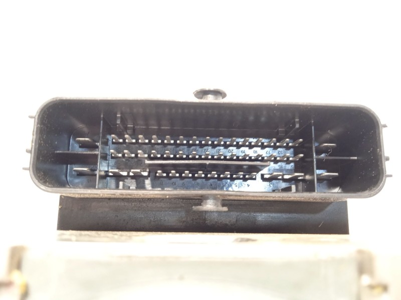 Recambio de abs para volkswagen golf vii lim. 1.6 16v tdi dpf referencia OEM IAM 5Q0614517BJ 28515868063 10022008274