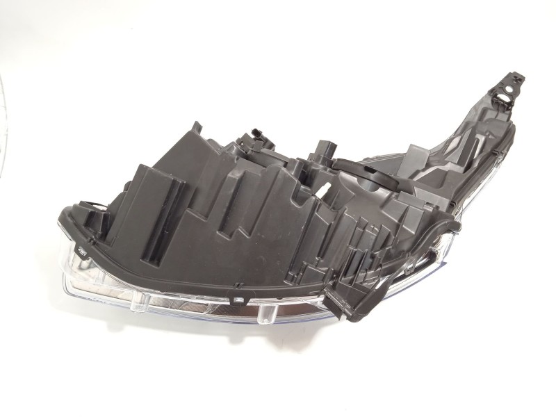 Recambio de faro derecho para peugeot 208 i (ca_, cc_) 1.6 gti referencia OEM IAM 1685351880  