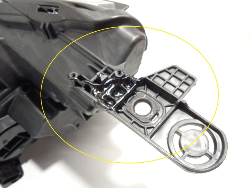 Recambio de faro derecho para citroën c4 iii 1.2 referencia OEM IAM 9830649280  73374698