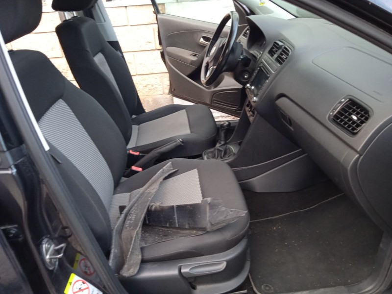 volkswagen polo v (6r1, 6c1) del año 2009