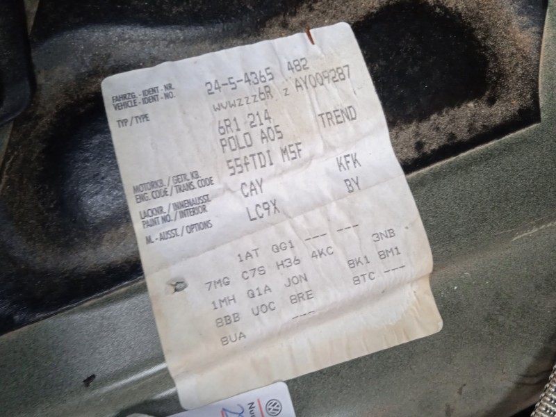 volkswagen polo v (6r1, 6c1) del año 2009