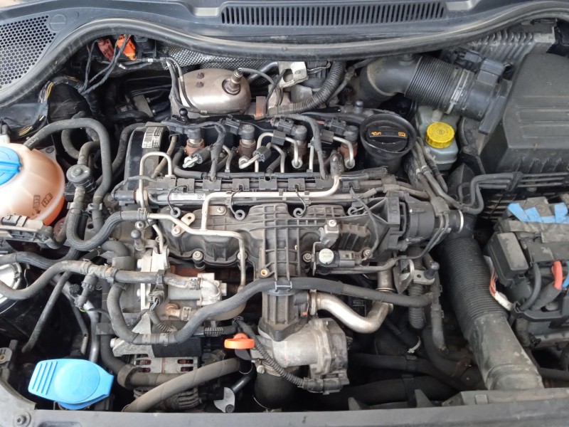 volkswagen polo v (6r1, 6c1) del año 2009