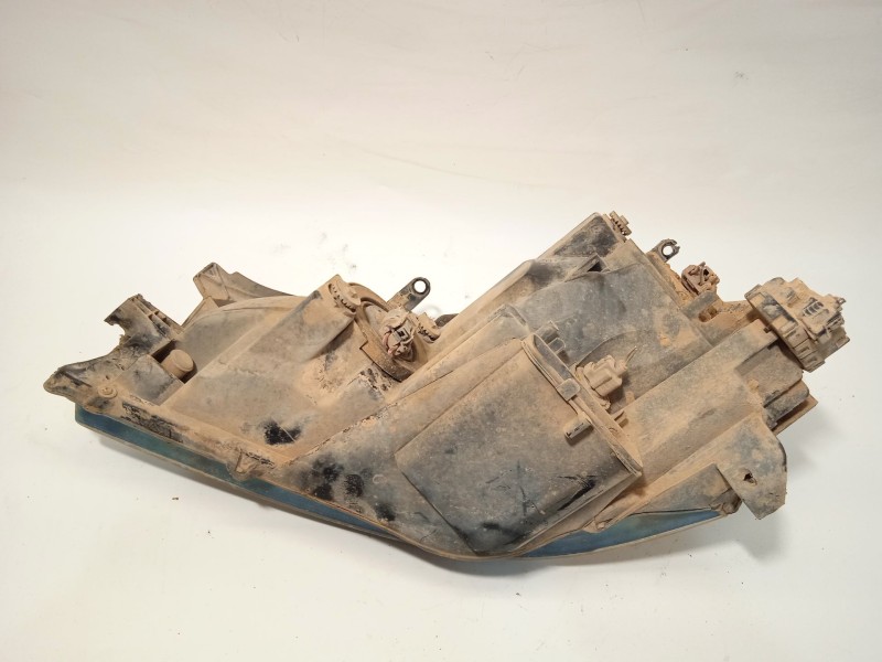 Recambio de faro derecho para toyota ipsum (_m2_) 2.0 d (clm20_) referencia OEM IAM 8113044140  