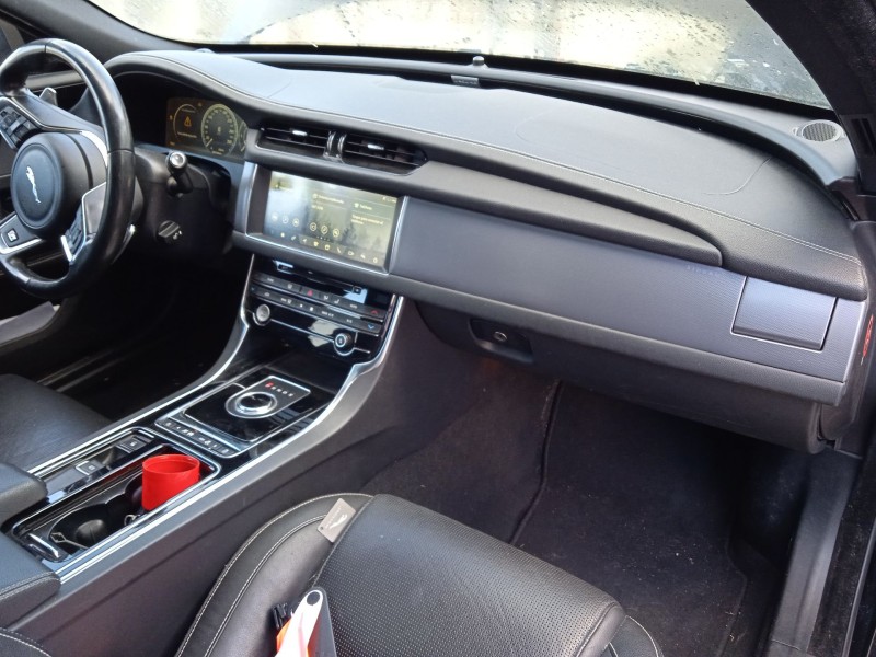 jaguar xf ii (x260) del año 2018