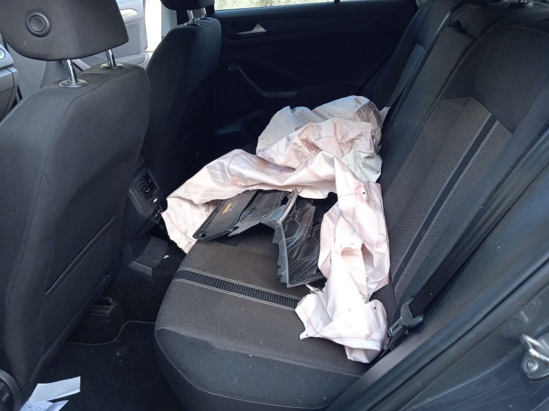 volkswagen t-roc (a11, d11) del año 2021