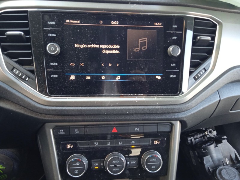 volkswagen t-roc (a11, d11) del año 2021