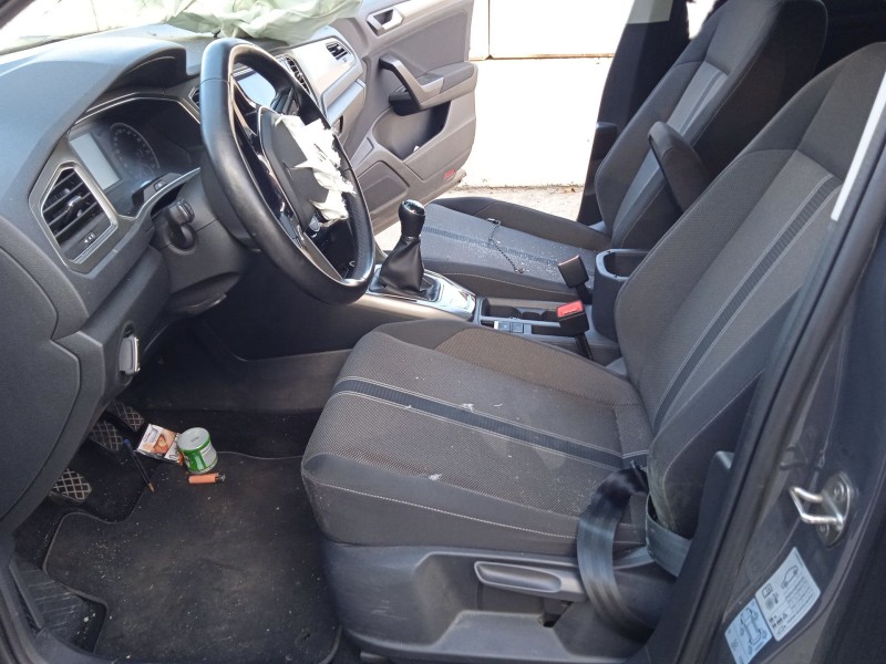 volkswagen t-roc (a11, d11) del año 2021