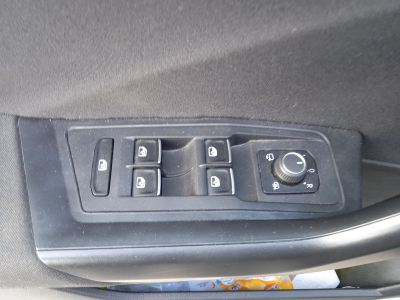 volkswagen t-roc (a11, d11) del año 2021