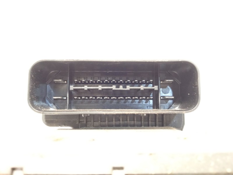 Recambio de abs para ford fiesta (cb1) trend referencia OEM IAM 8V512M110AD 06210955813 06210213174