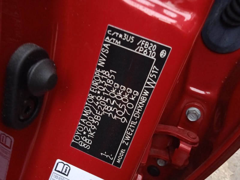 toyota corolla fastback (_e21_) del año 2024