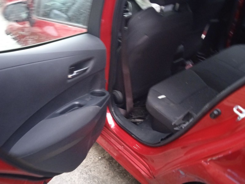 toyota corolla fastback (_e21_) del año 2024