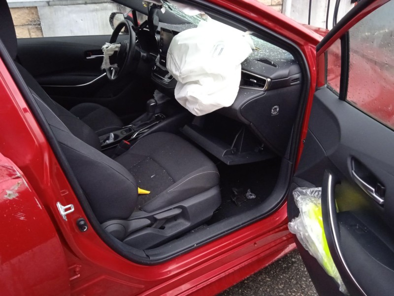 toyota corolla fastback (_e21_) del año 2024