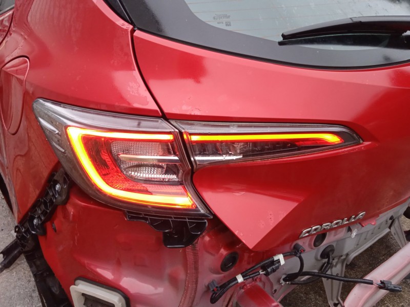 toyota corolla fastback (_e21_) del año 2024