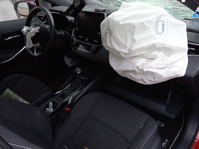 toyota corolla fastback (_e21_) del año 2024