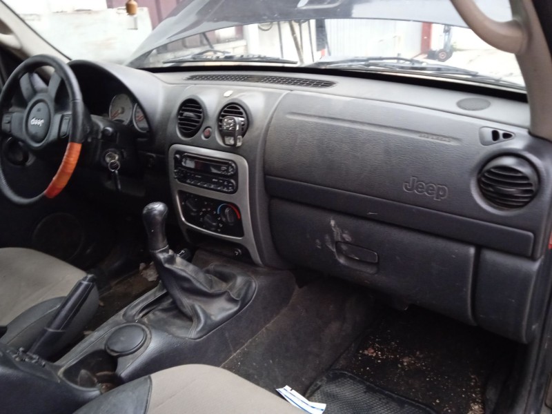 jeep cherokee (kj) del año 2004
