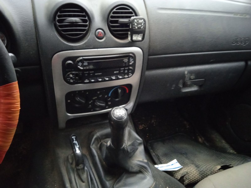 jeep cherokee (kj) del año 2004