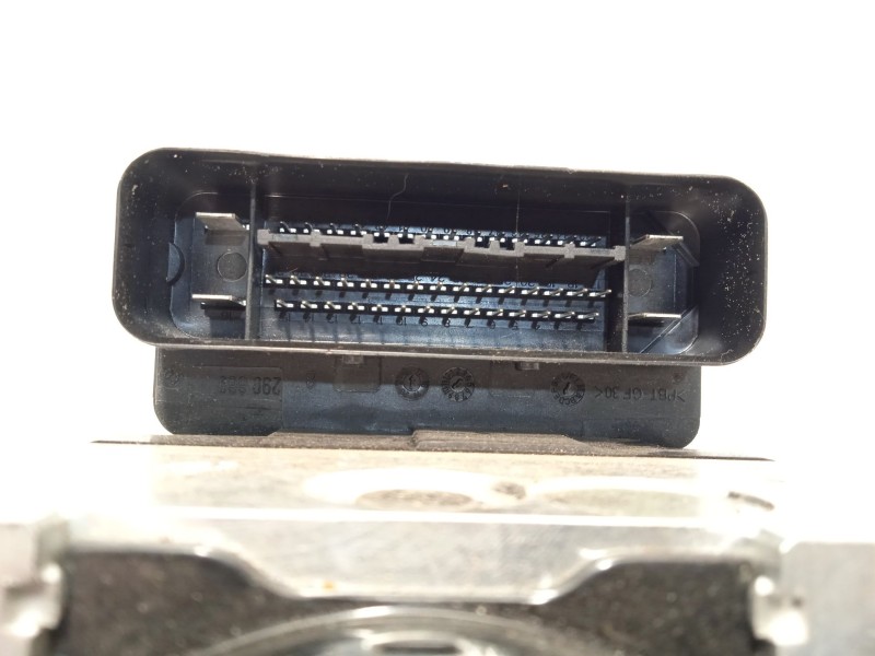 Recambio de abs para volvo v60 i cross country (157) d3 referencia OEM IAM P31423348 28526258303 10021210034