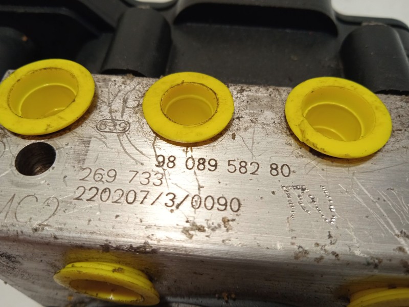 Recambio de abs para peugeot 308 1.5 active referencia OEM IAM 9808958280 2265106539 269733