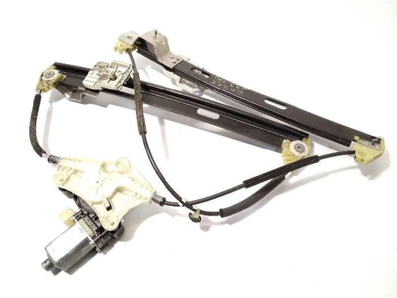 ELEVALUNAS DELANTERO IZQUIERDO 5Q0959801B 5F4837461D