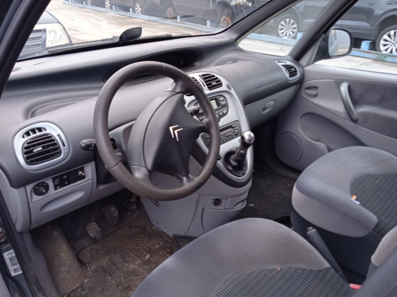 citroën xsara picasso (n68) del año 2011