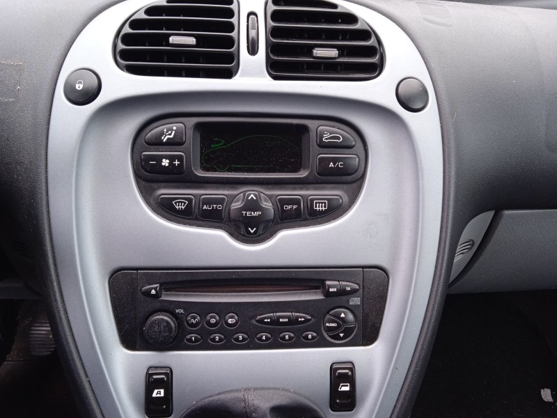 citroën xsara picasso (n68) del año 2011