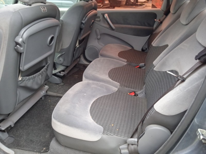 citroën xsara picasso (n68) del año 2011