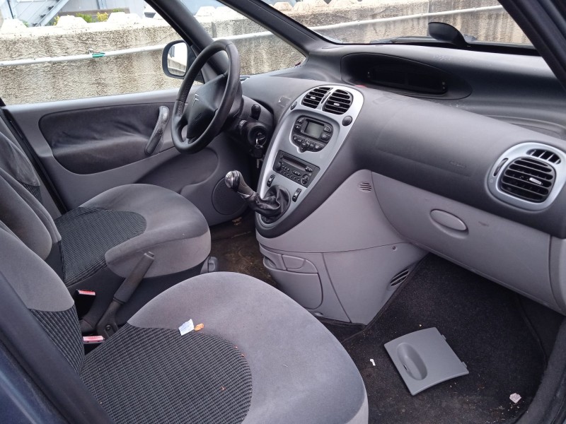 citroën xsara picasso (n68) del año 2011