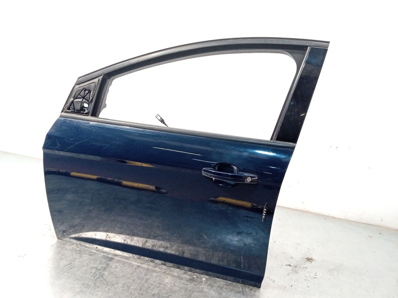Recambio de puerta delantera izquierda para ford focus iii 1.6 tdci referencia OEM IAM 2147846  