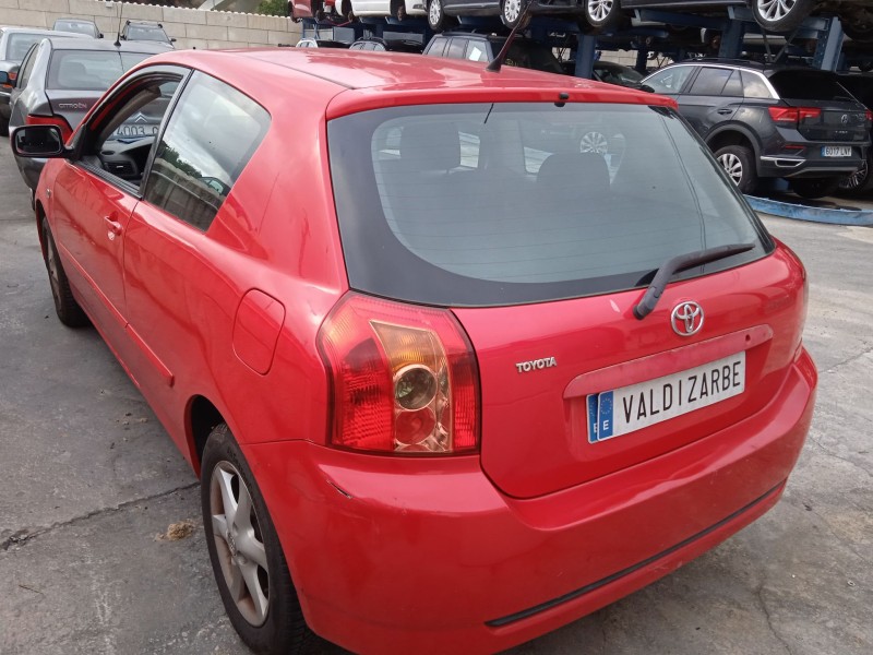 toyota corolla (_e12_) del año 2005