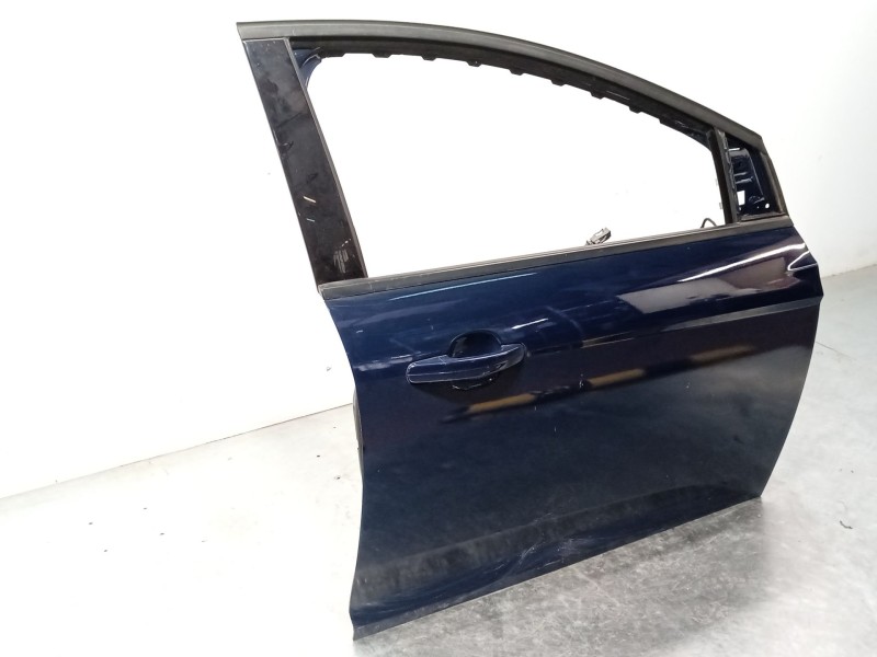 Recambio de puerta delantera derecha para ford focus iii 1.6 tdci referencia OEM IAM 2147844  