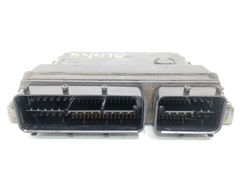 Recambio de centralita motor uce para toyota auris (_e15_) 1.6 (zre151_) referencia OEM IAM 8966102E51  