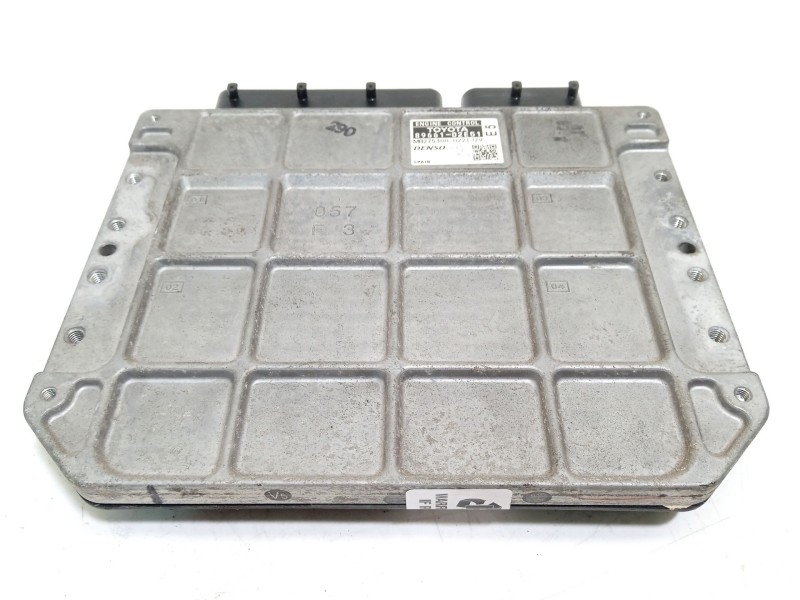 Recambio de centralita motor uce para toyota auris (_e15_) 1.6 (zre151_) referencia OEM IAM 8966102E51  