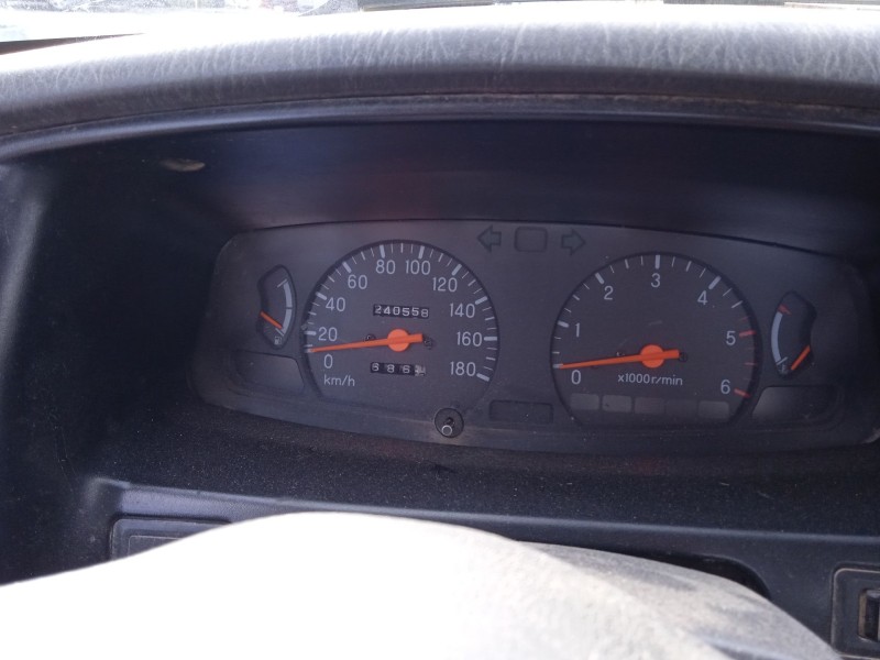 mitsubishi l200 (k7_t, k6_t, k5_t) del año 2005