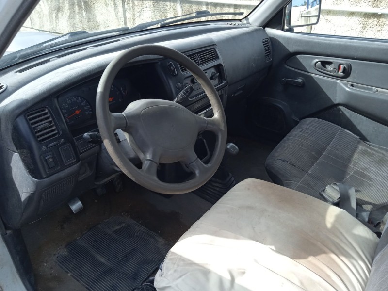 mitsubishi l200 (k7_t, k6_t, k5_t) del año 2005