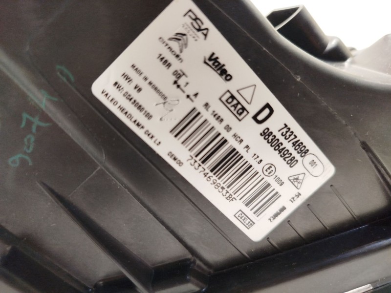 Recambio de faro derecho para citroën c4 iii 1.2 referencia OEM IAM 9830649280  73374698