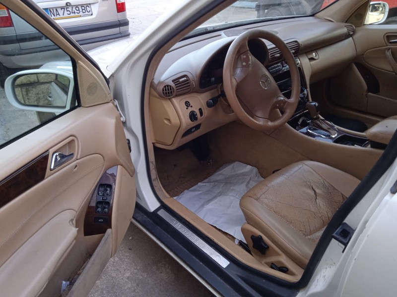 mercedes-benz clase c (w203) del año 2002