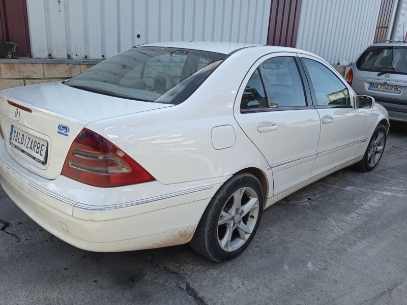 mercedes-benz clase c (w203) del año 2002